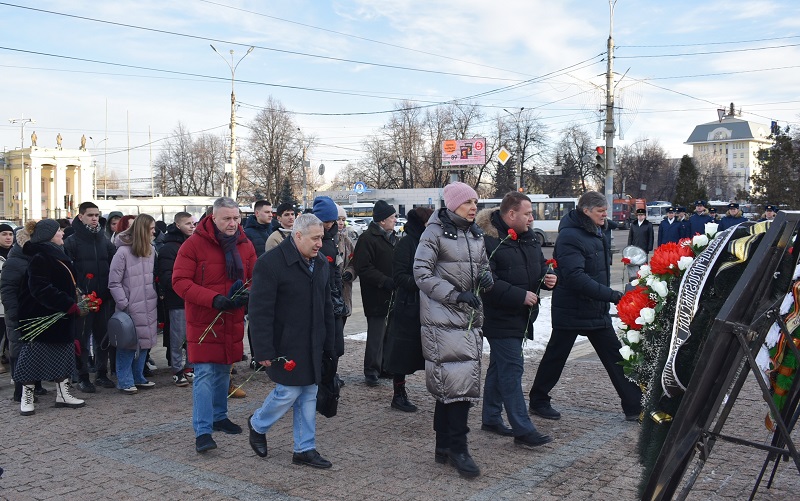 В Центральном районе прошли торжественные мероприятия в честь 80-летия освобождения Воронежа 