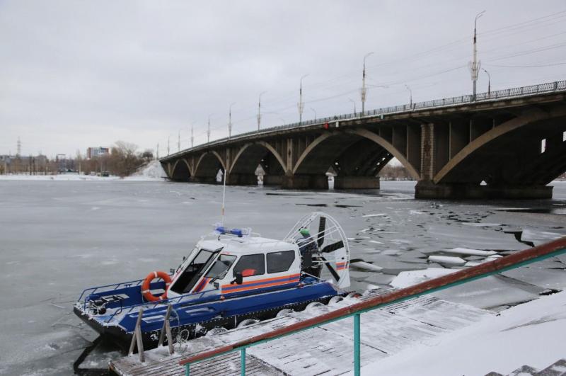 Для спасения провалившихся под лёд в Воронеже приобрели мощную скоростную аэролодку