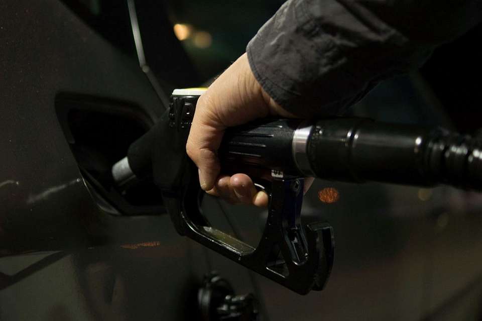 Средние цены на бензин выросли в Воронежской области на 20 копеек за неделю