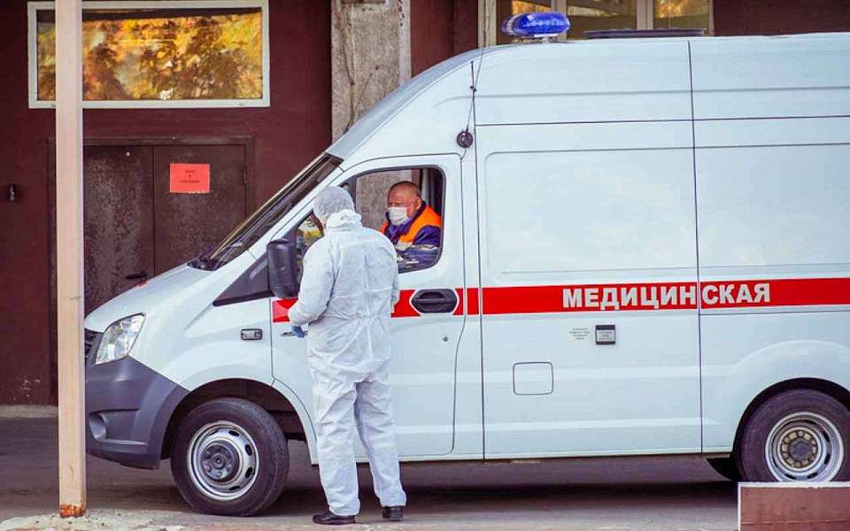 Число вызовов скорой помощи из-за высокой температуры выросло в Воронеже
