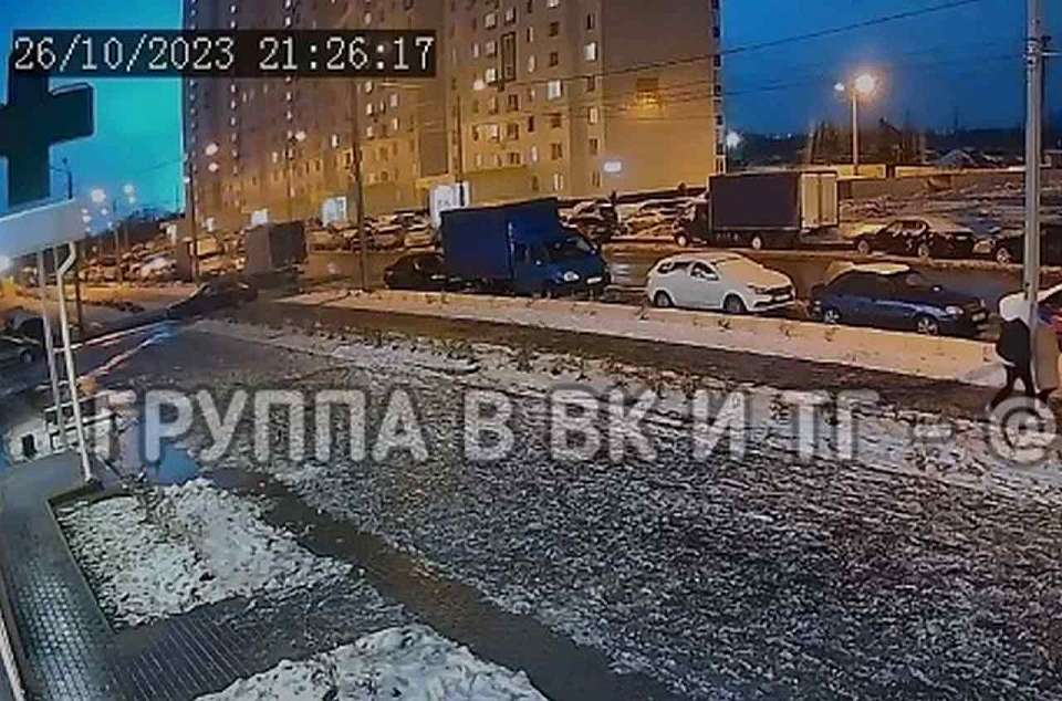 Жители Воронежа заметили странную синюю вспышку
