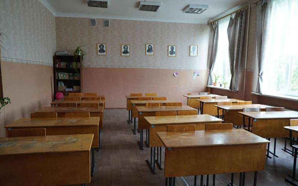 Школы и детсады Советского района Воронежа изменят график работы из-за отключения воды