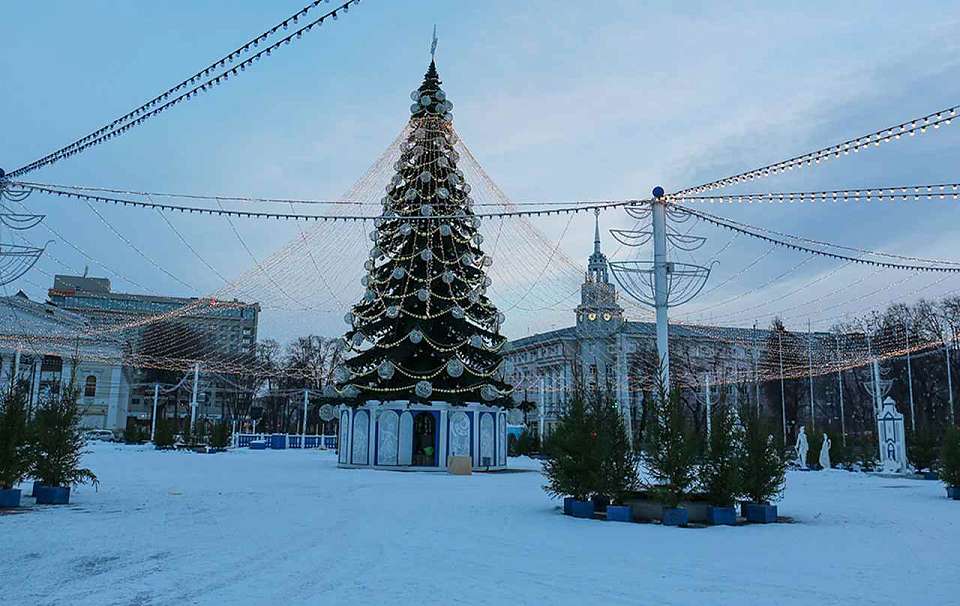 Праздничную площадь Ленина в Воронеже откроют для посещений 28 декабря