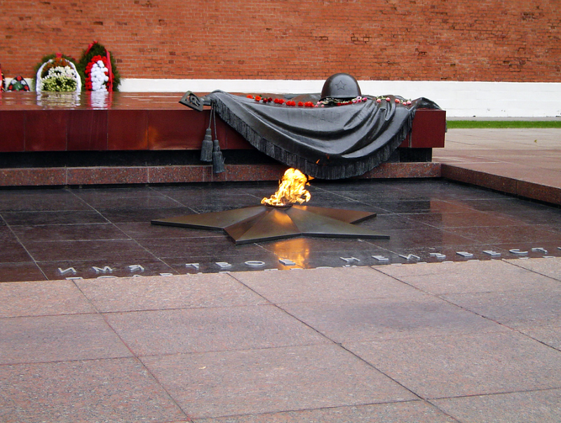 Москва вечный огонь могила неизвестного солдата