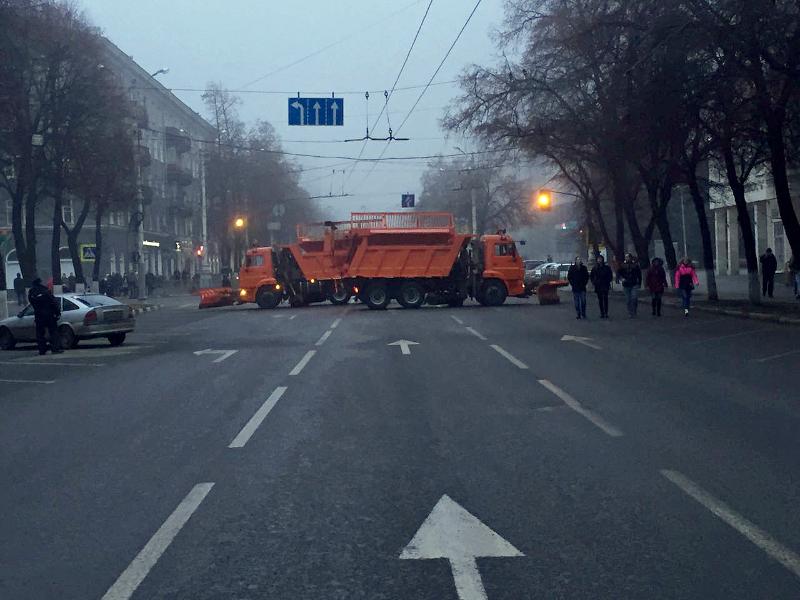 Улицы перекрыты: в Ленинском районе Воронежа предприняты меры по обеспечению безопасности