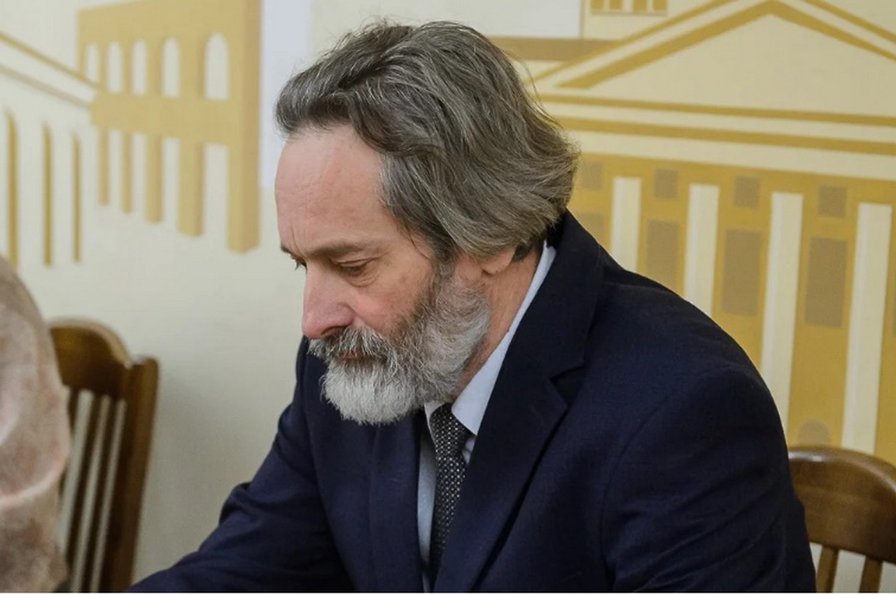 Экс-директор воронежского оперного театра Александр Арнаутов оспаривает своё повторное увольнение