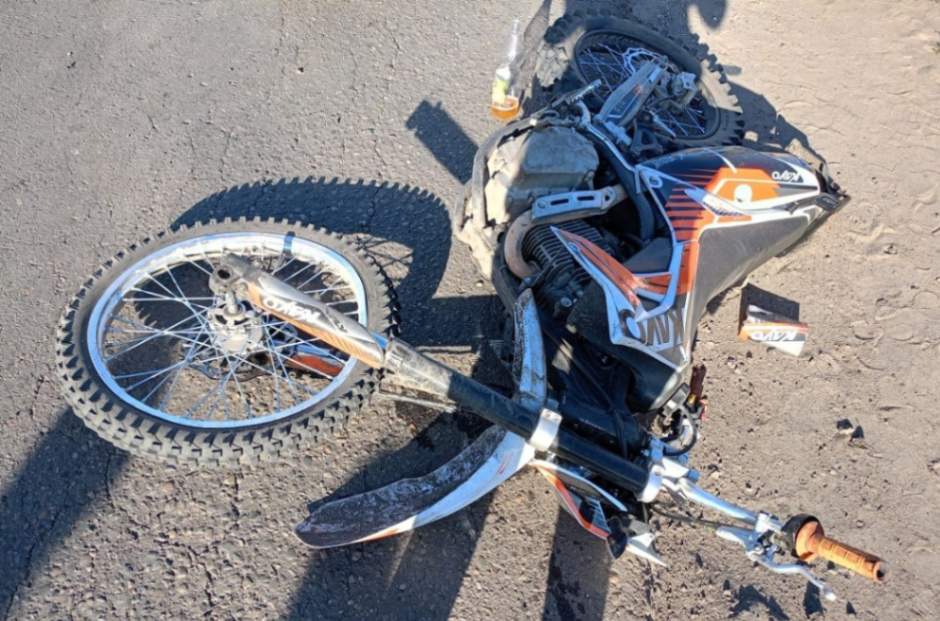 Под Воронежем погиб врезавшийся в стоявший грузовик 31-летний мотоциклист