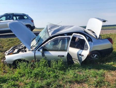 14-летний мальчик и 27-летний водитель из Белгородской области пострадали в аварии на воронежской трассе