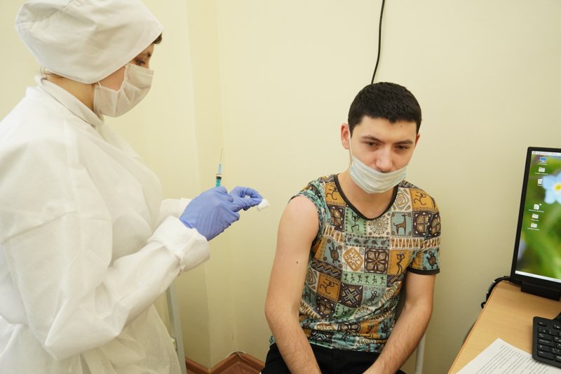 Подарок за вакцинирование могут получить молодые воронежцы в рамках акции
