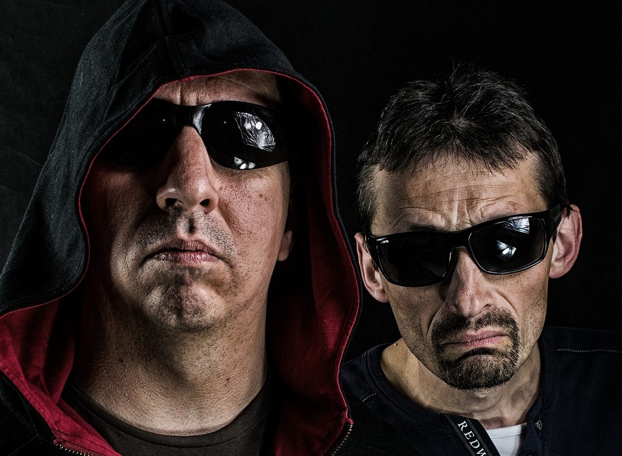 Воронежца оштрафовали за демонстрацию тюремной романтики