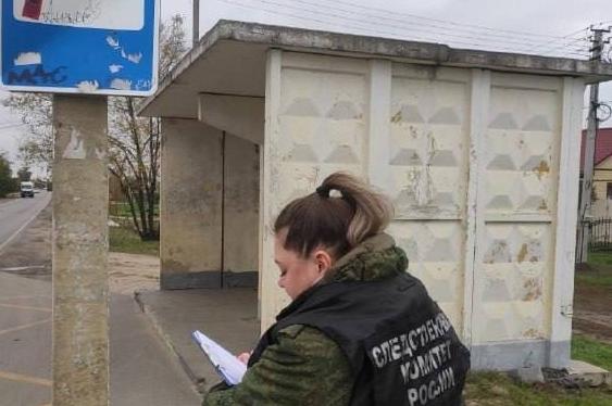 После обнаружения младенца на остановке в Воронеже прокуратура и СК начали проверки