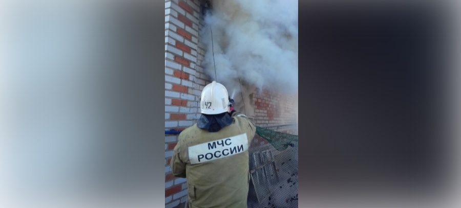 Мужчина пострадал при пожаре в жилом доме под Воронежем