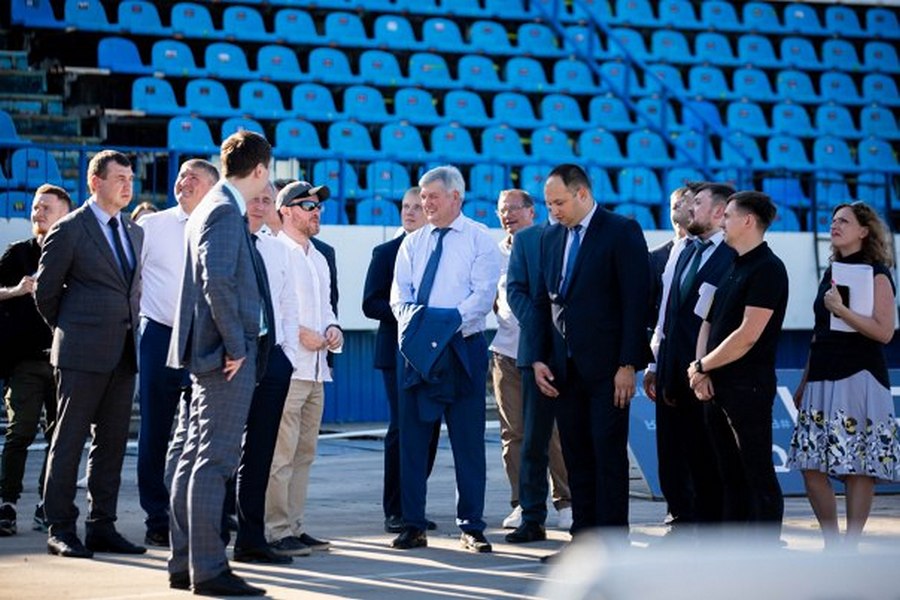 Воронежский губернатор проинспектировал работы на Центральном стадионе профсоюзов при подготовке к играм РПЛ