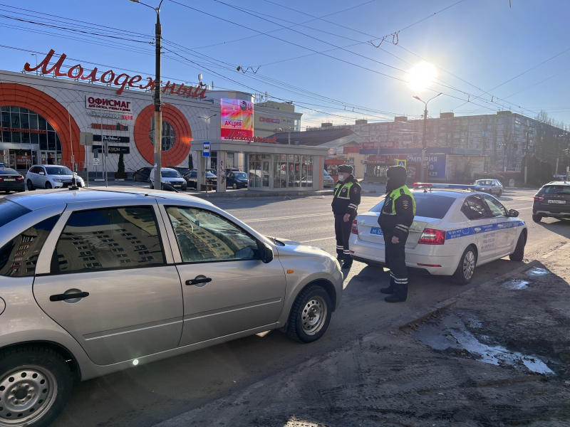 В Воронеже прошли скрытные рейды ГИБДД по безопасности пешеходов