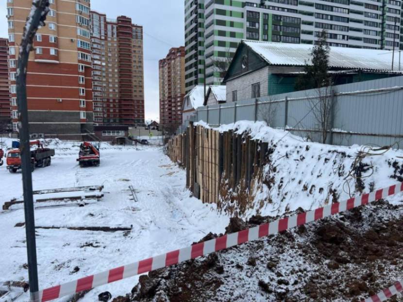 Власти приостановили разрешение на строительство скандальной высотки в центре Воронежа