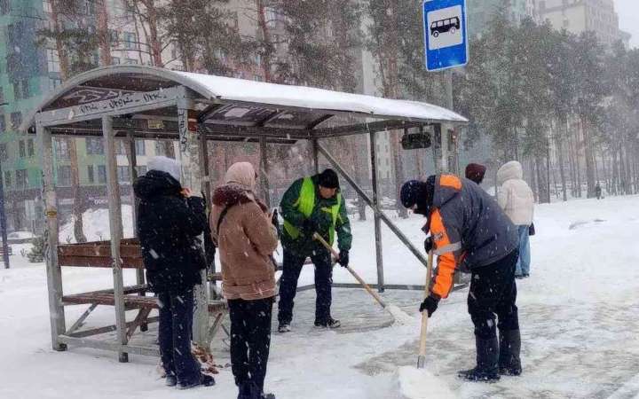 Уборке пешеходных участков уделяют особое внимание воронежские коммунальщики