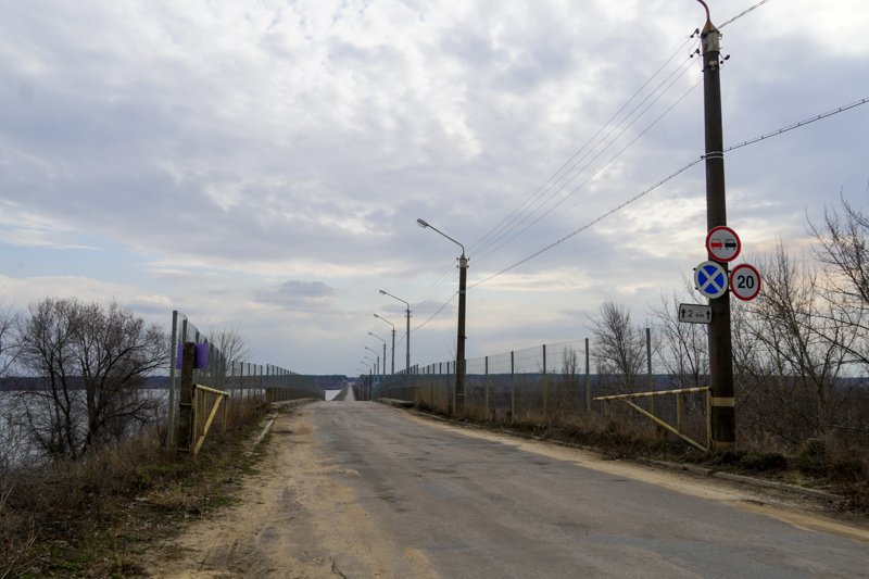 В Воронежской области остаются затопленными три низководных моста