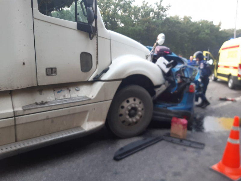 Четыре человека пострадали в ДТП на трассе М4 «Дон» в Воронежской области 