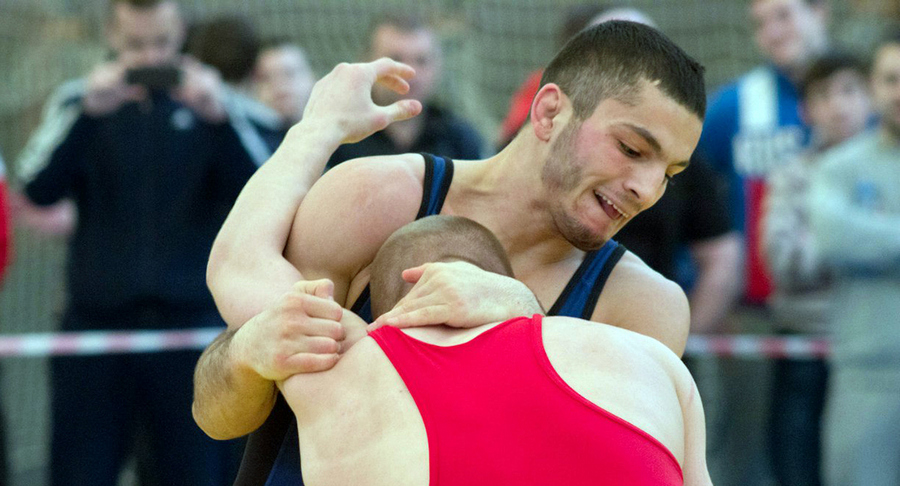 Воронежец Нарек Оганян стал призером борцовского чемпионата страны