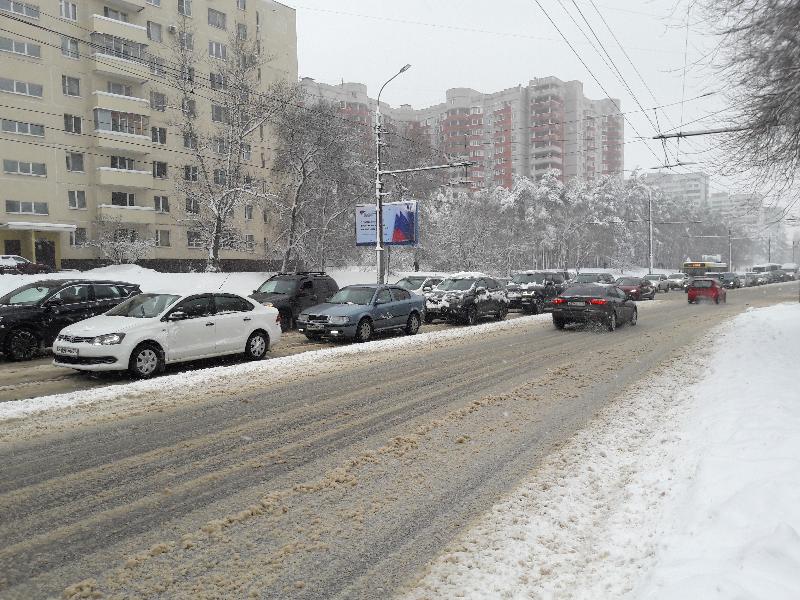Снегопад спровоцировал в Воронеже вечером 9-балльные пробки 