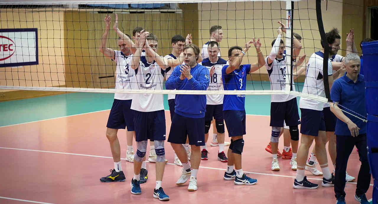 Воронежские волейболисты завершили сезон с бронзовыми медалями
