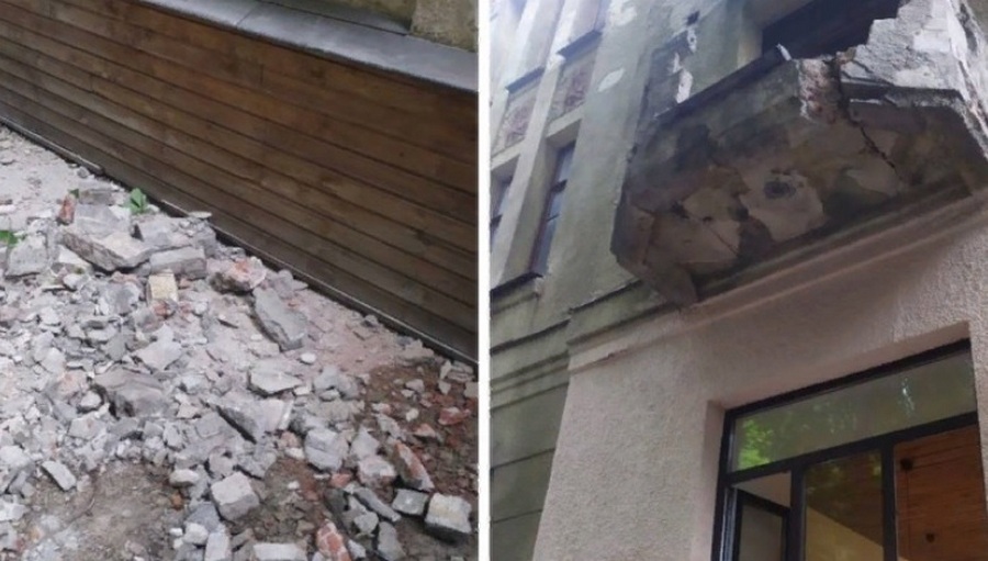 В центре Воронежа рухнула часть балкона