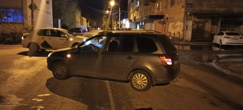В Воронеже после ДТП с такси в больницу попал 5-летний мальчик