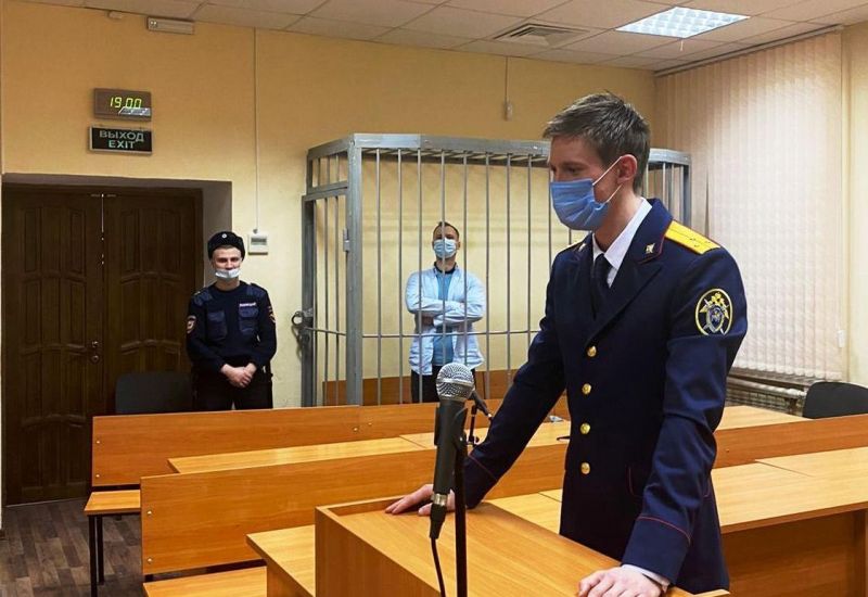 В Воронеже в суд направили дело обвиняемого в нападении на полицейского гражданина США