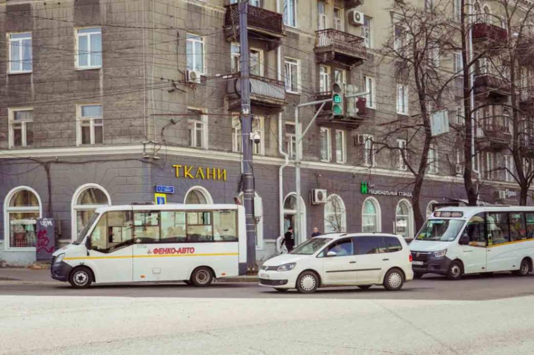 Автобусы 6 маршрутов изменят движение 12 мая в Воронеже