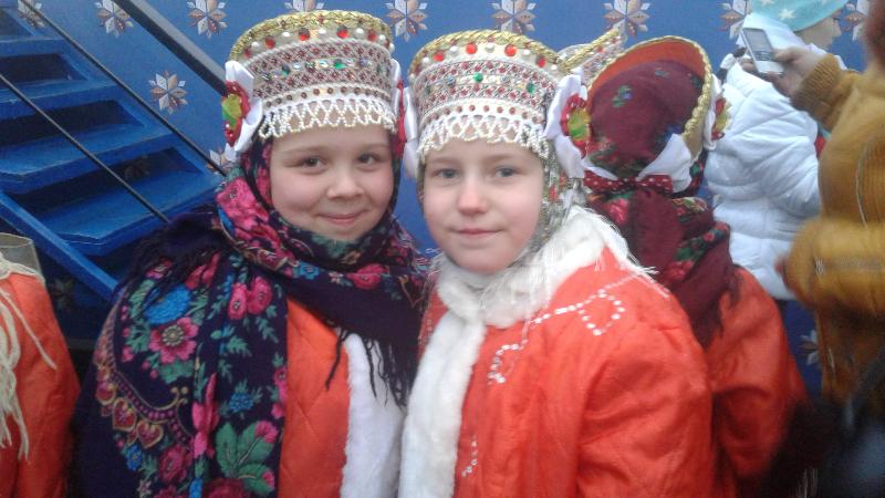 «Новый год и все, все, все»: в Коминтерновском районе Воронежа прошло открытие районной елки