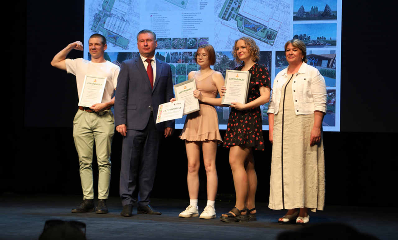 Свои награды получили победители конкурса проектов парков и скверов в Воронеже