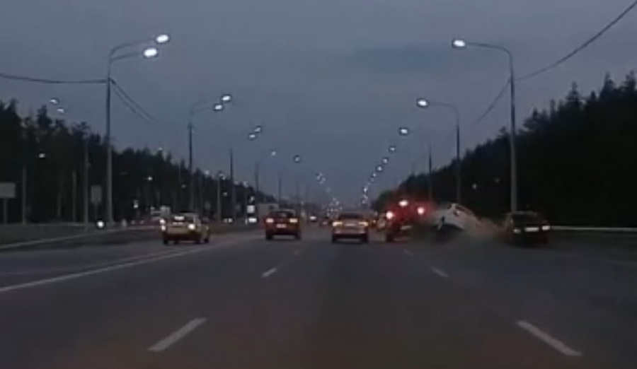 Массовое ДТП на Московском проспекте устроил воронежец на Datsun