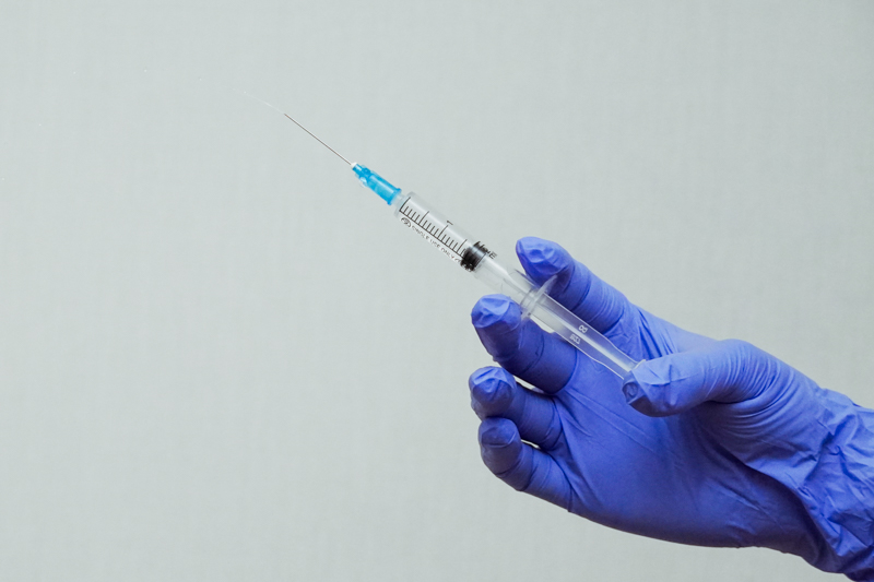 Впервые воронежский губернатор высказался о вакцинации детей против ковида 