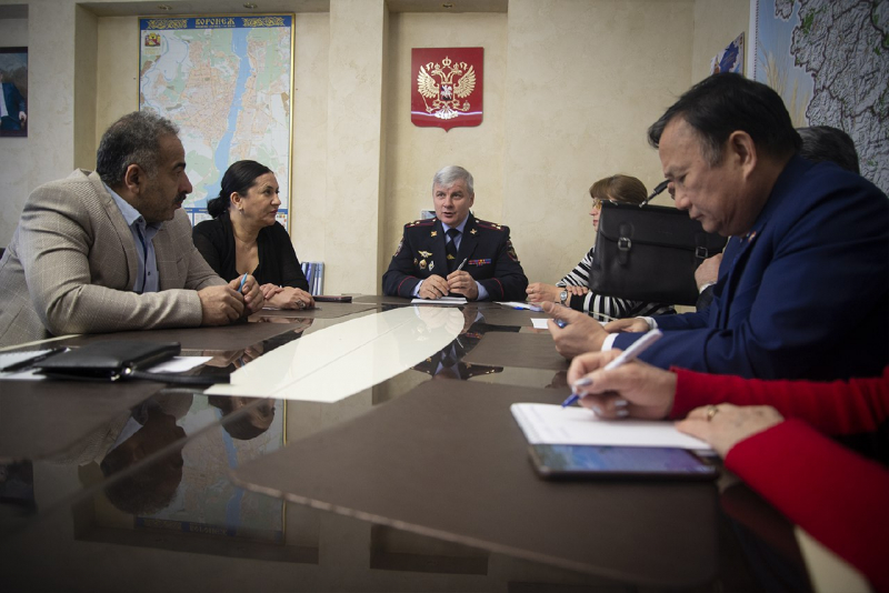 В ГУ МВД провели беседу с представителями воронежских национальных диаспор