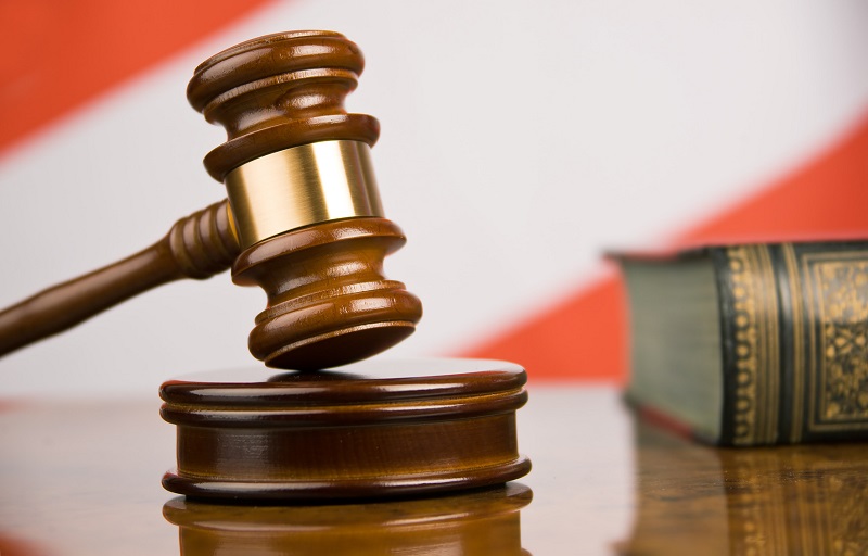 В суде рассмотрят дело воронежского экс-прокурора о получении взяток и мошенничестве