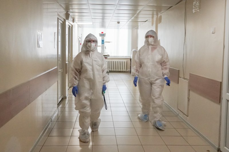 Около 500 медиков заразились за пандемию коронавирусом в воронежской облбольнице