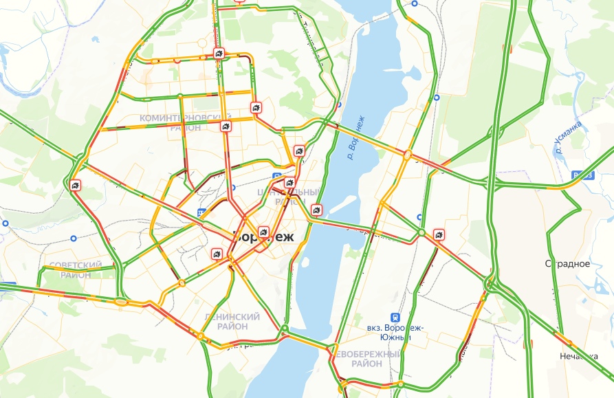 Дороги Воронежа из-за аварий покрылись пробками до 9 баллов