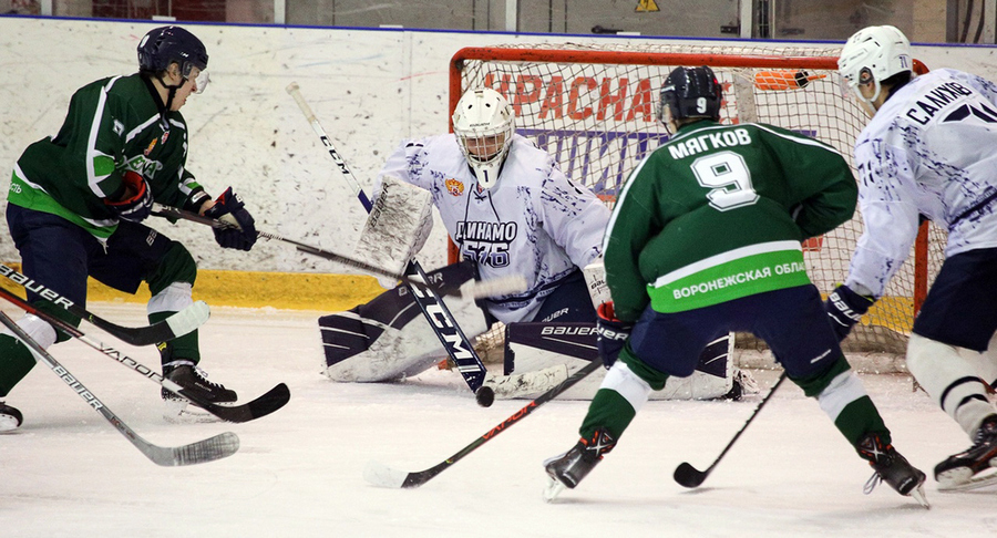 Бобровские хоккеисты успешно начали спор за Кубок Регионов