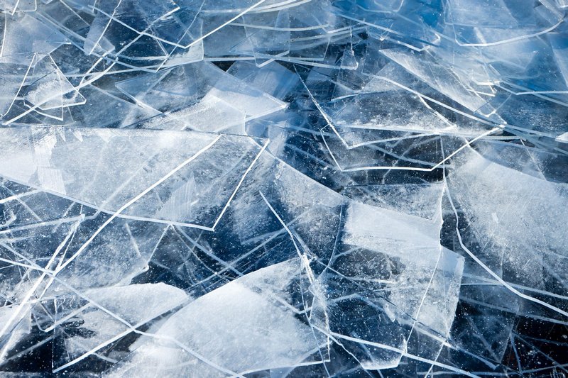 В Воронежской области нашли примёрзший ко льду труп
