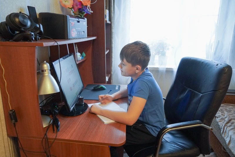 В школах Воронежа продлили дистанционное обучение для учеников 5-11-х классов 