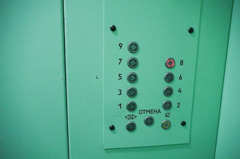 Более 1 млрд рублей выделил губернатор на замену лифтов в воронежских многоэтажках