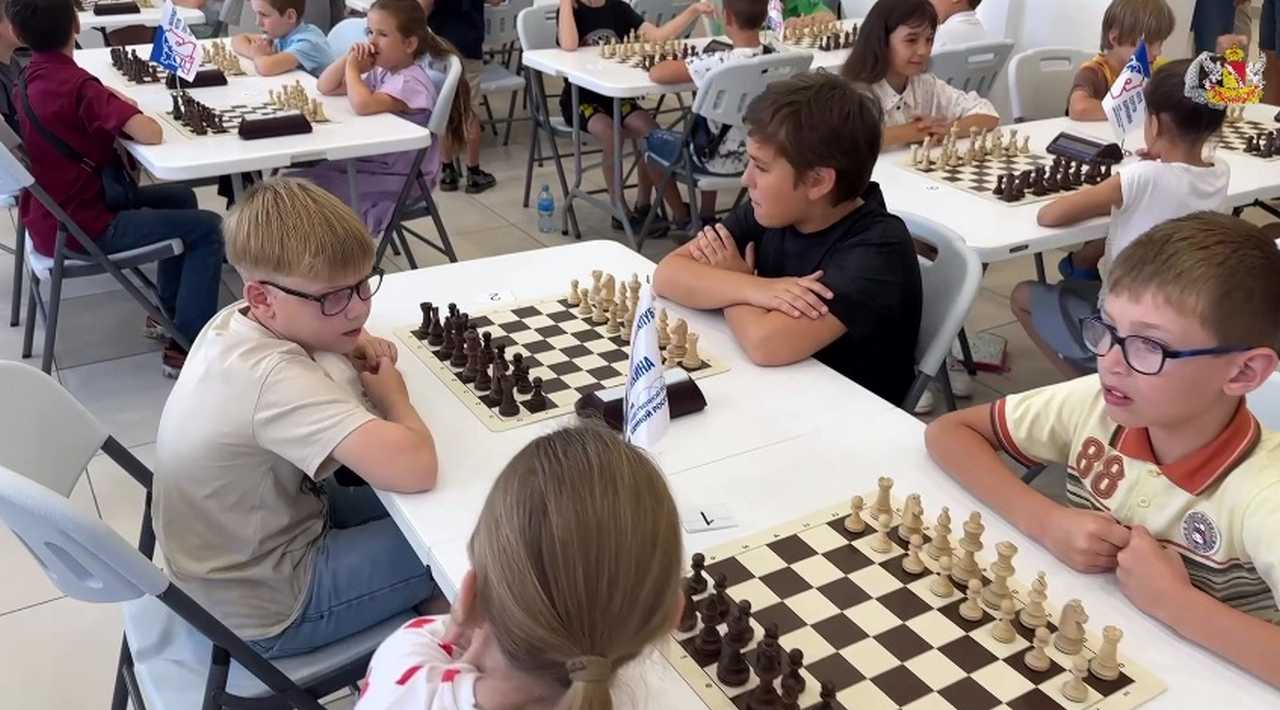 Шахматный клуб гроссмейстера Сергея Карякина открыли в Воронеже
