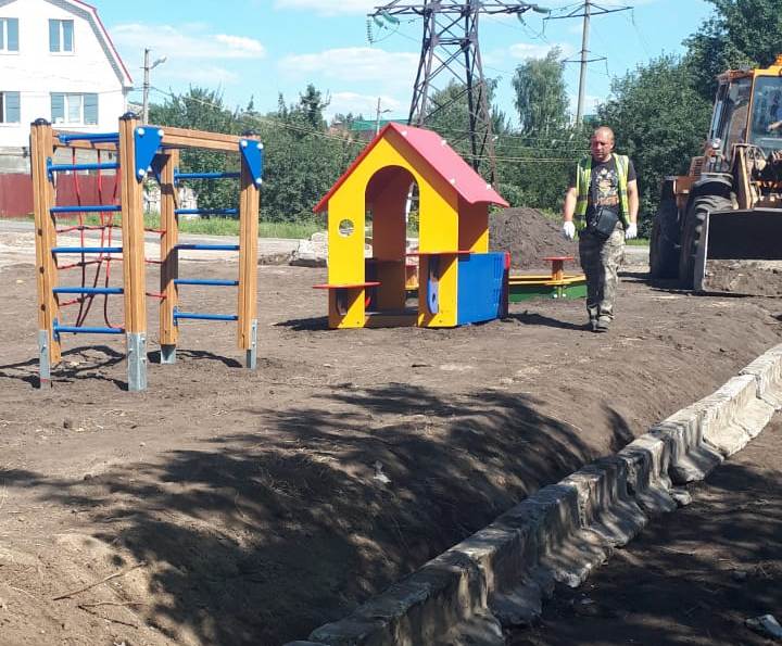 В Коминтерновском районе Воронежа продолжается реализация общественных проектов