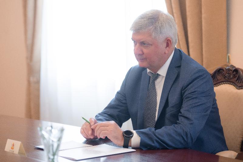Воронежский губернатор выступил с заявлением об историческом выборе на референдумах