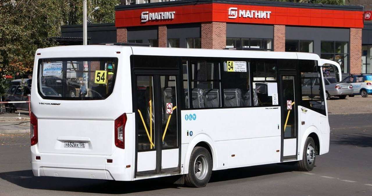 Автобусы старых модификаций заменяют в Воронеже на новые