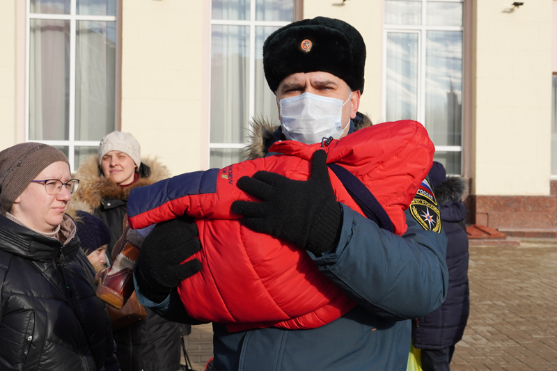 Хроника второго прибытия: спустя 8 лет Воронеж снова встретил беженцев из Донбасса 