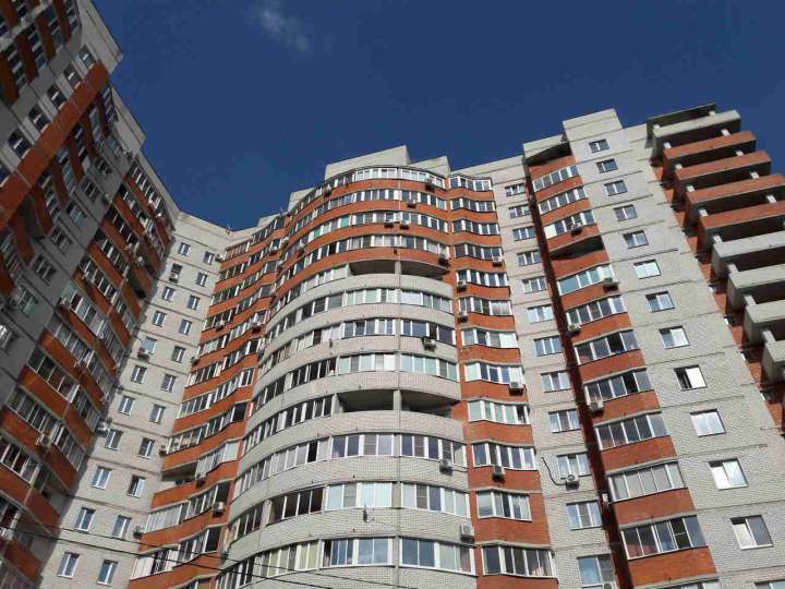 В Воронеже обнаружено тело выпавшего из окна человека