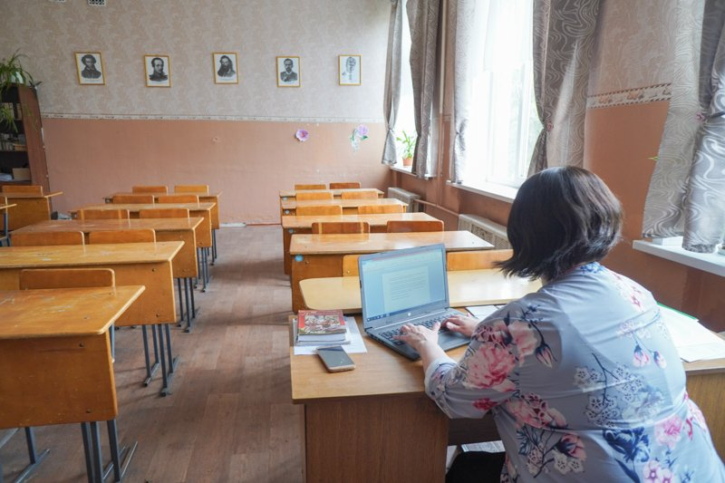 Полностью пять школ и 118 классов в Воронежской области перевели на дистанционку из-за всплеска ОРВИ