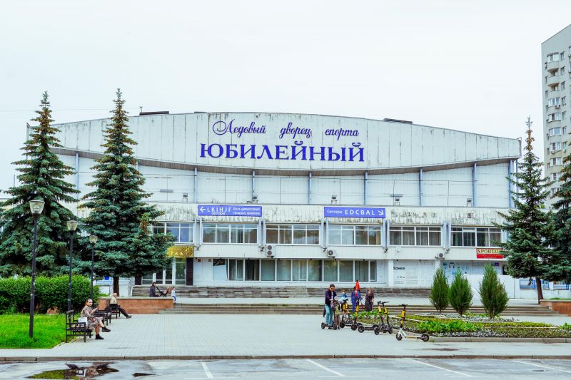 В Воронеже в 2023 году обновят холодильное оборудование и фасад ДС «Юбилейный»