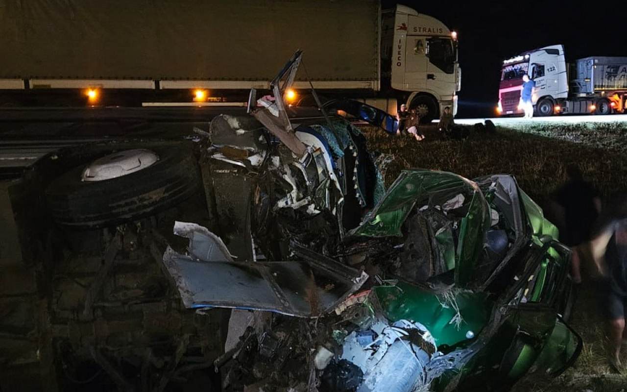 В автокатастрофе с рейсовым автобусом 1 человек погиб и 8 пострадали в Воронежской области